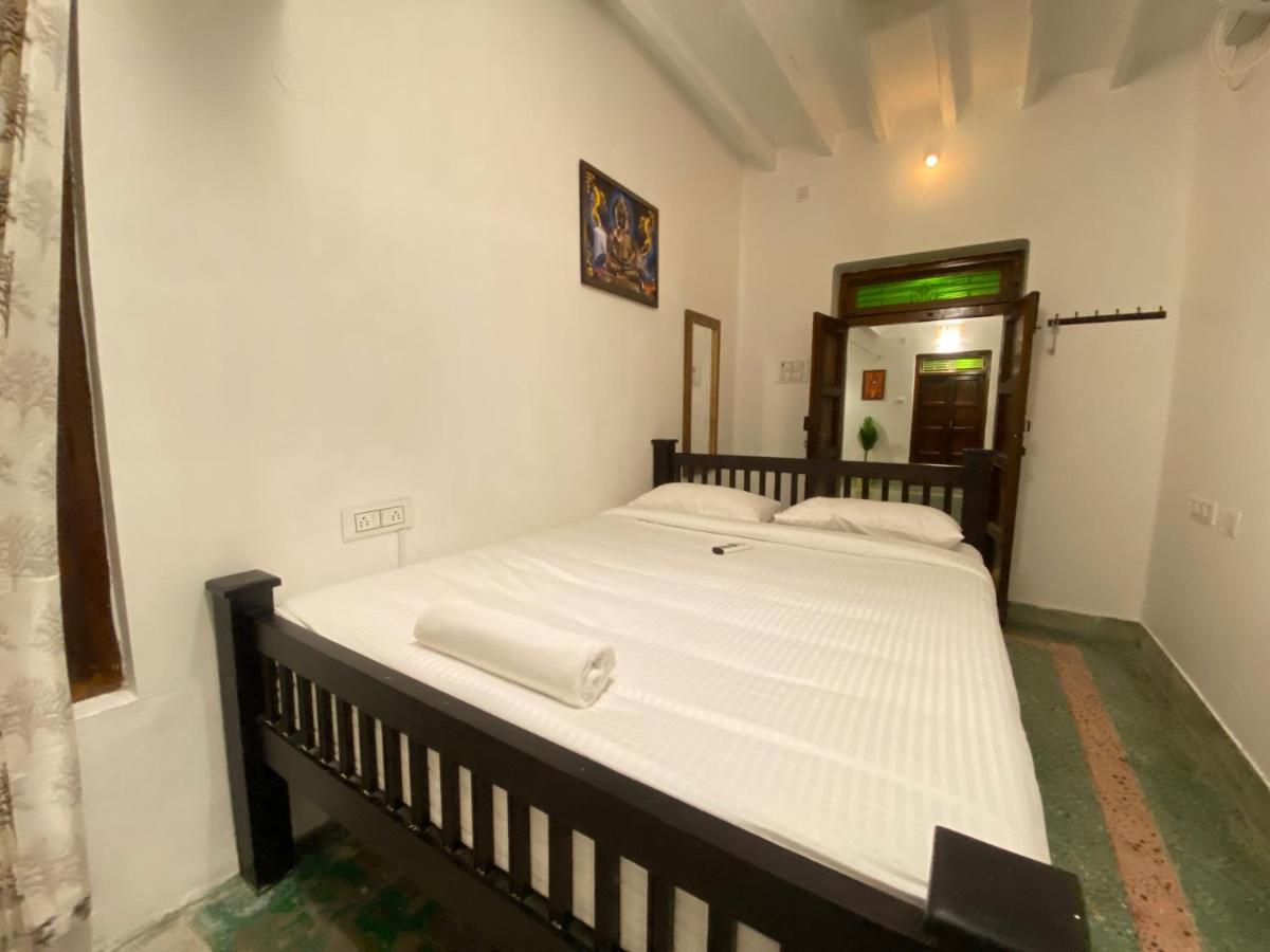 La Villa Heritage - Tie Hotels & Resorts Пондичери Екстериор снимка